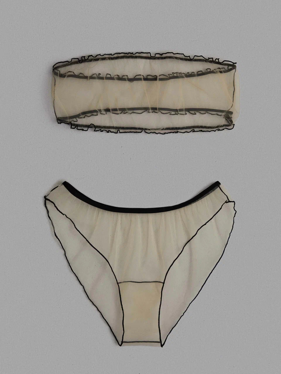 NUDE AND BLACK SET BANDEAU AND KNICKERS