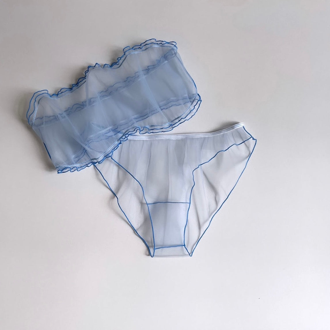 SYMPHONY OF BLUE SET BANDEAU AND KNICKERS